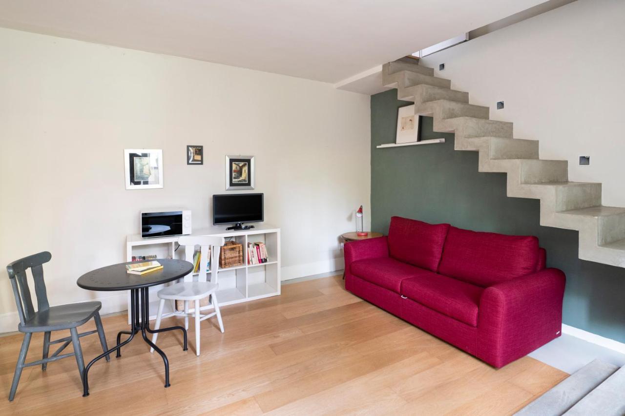Boutique Apartment With Private Rooms And Garden Oasis Флоренция Экстерьер фото